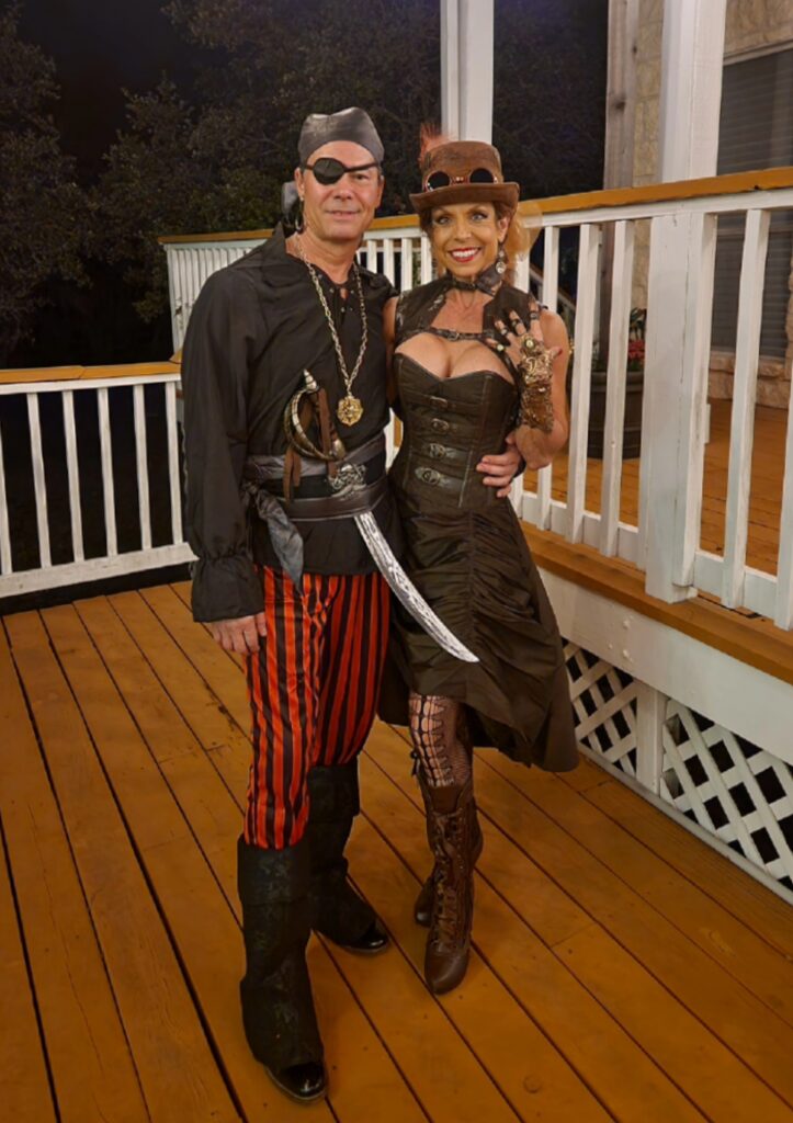 halloween costume pirate with wench, pirate wench, austin halloween, austin halloween costume, austin halloween party, austin wedding venue, dripping springs wedding venue, austin bride, 